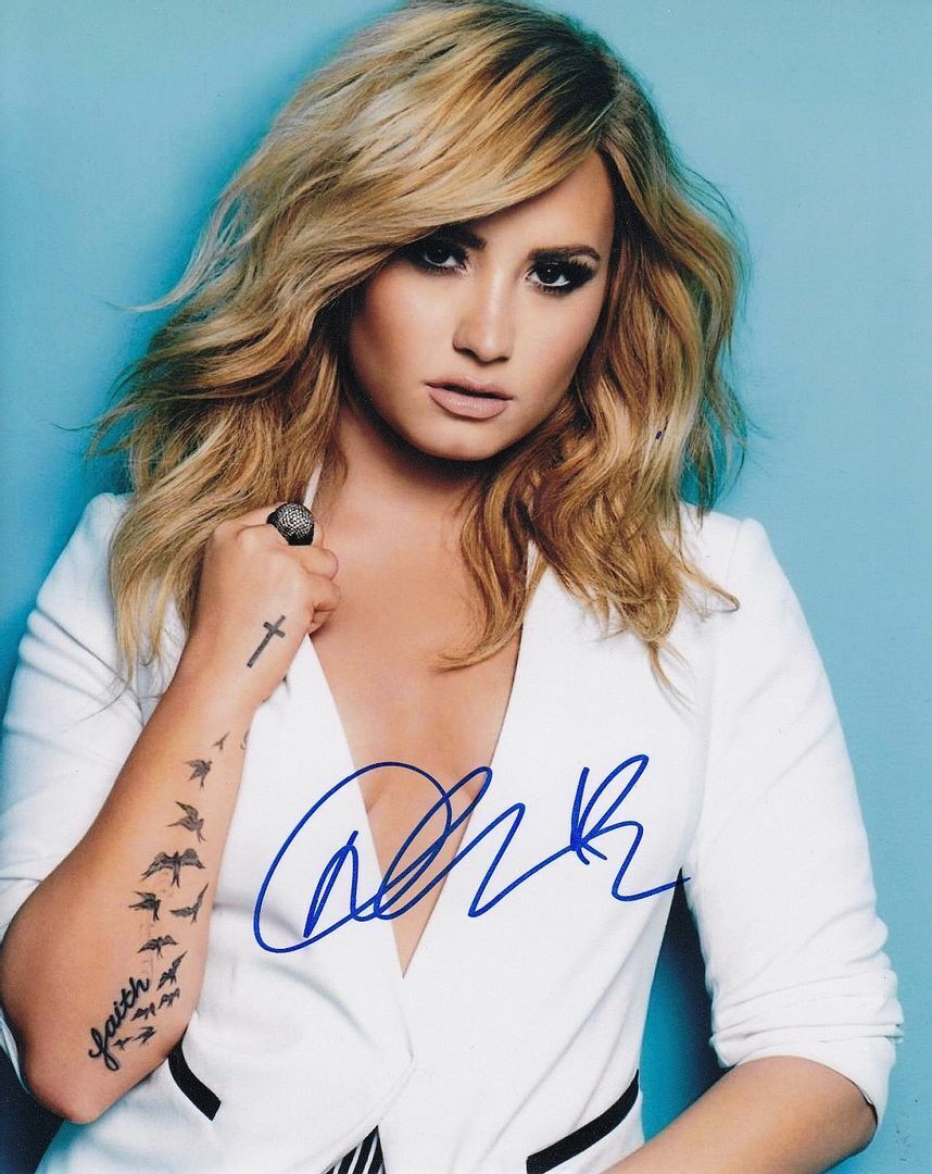 Demi Lovato Autograph Signed Photo Poster painting Print 1