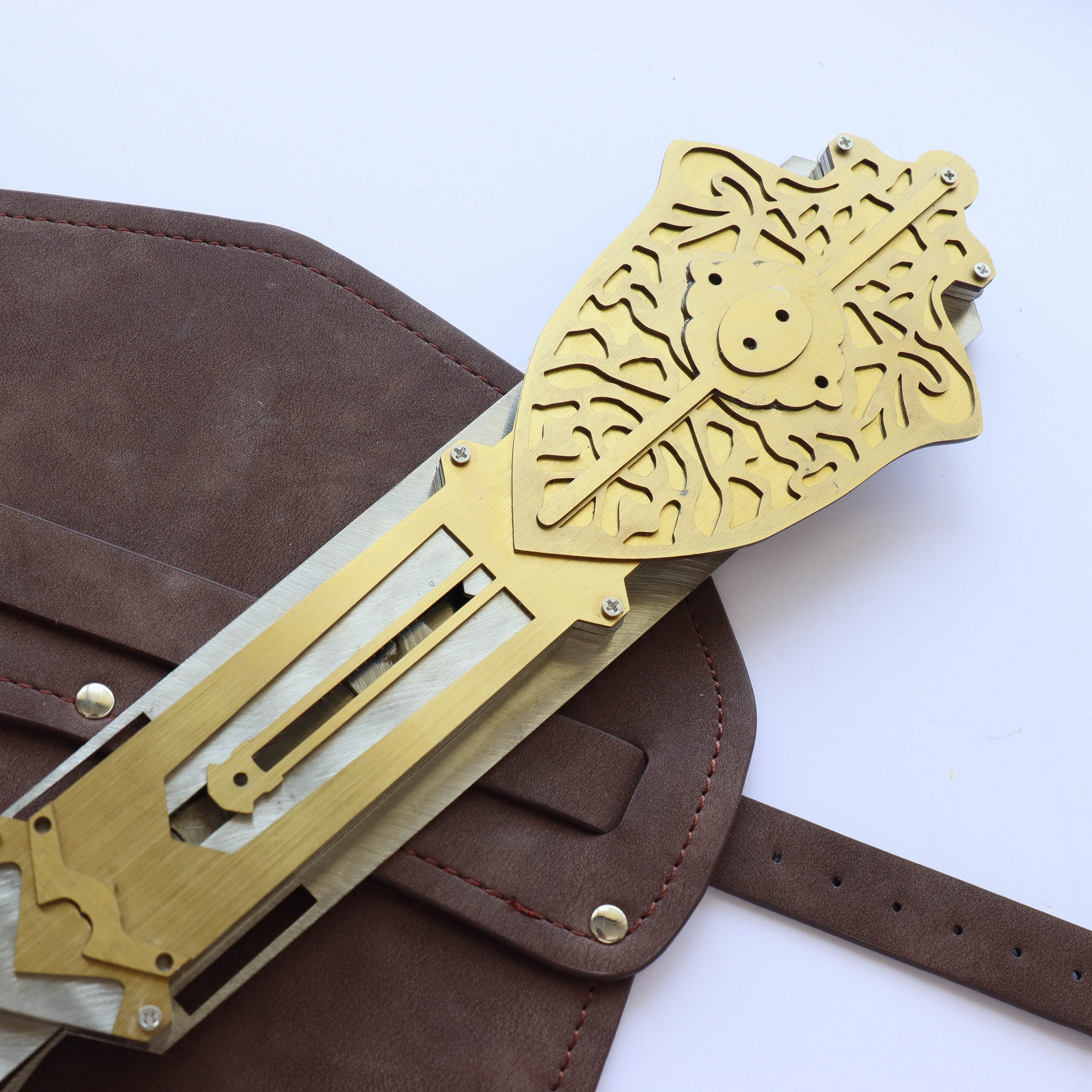 Hidden Blade Metal Assassin's Valhalla  Eivor hidden blade image 3