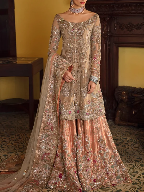 Exquisite Lace Elegant Ladies Suit