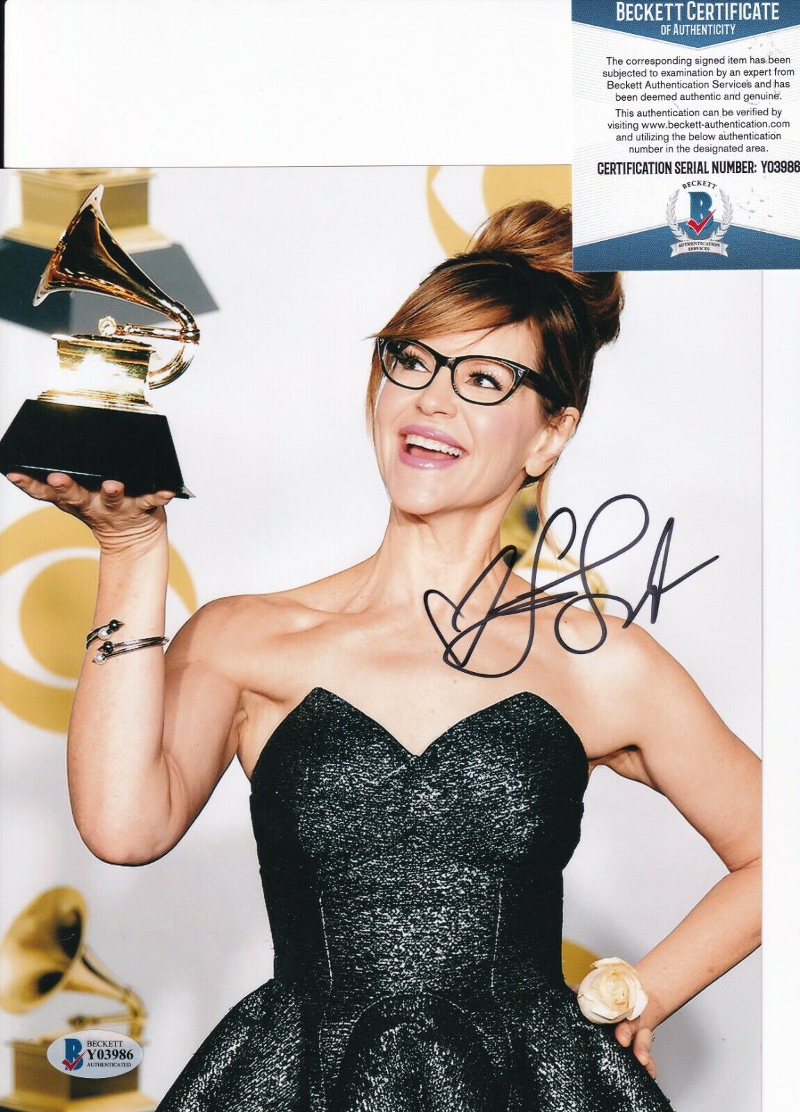 LISA LOEB signed (STAY (I MISSED YOU) Music Singer 8X10 Photo Poster painting BECKETT BAS Y03986