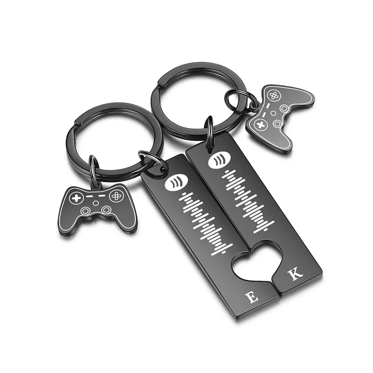 Kettenmachen Personalisierbare 2 Buchstaben & Spotify Code Ausschnitt in Herzform Paar Metall-Schlüsselanhänger mit PlayStation Anhänger