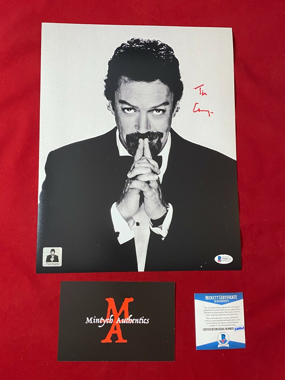 TIM CURRY AUTOGRAPHED SIGNED 11x14 Photo Poster painting! PENNYWISE! IT! HORROR! BECKETT COA!