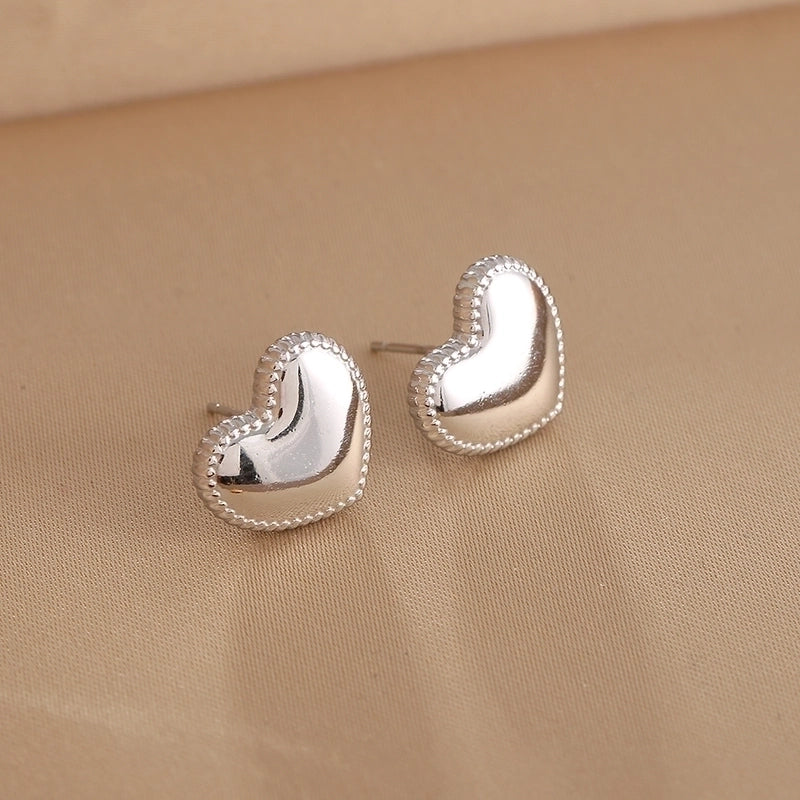 1 Pair Casual Minimalist Sunflower Heart Shape Butterfly Stainless Steel 18K Gold Plated Ear Studs
