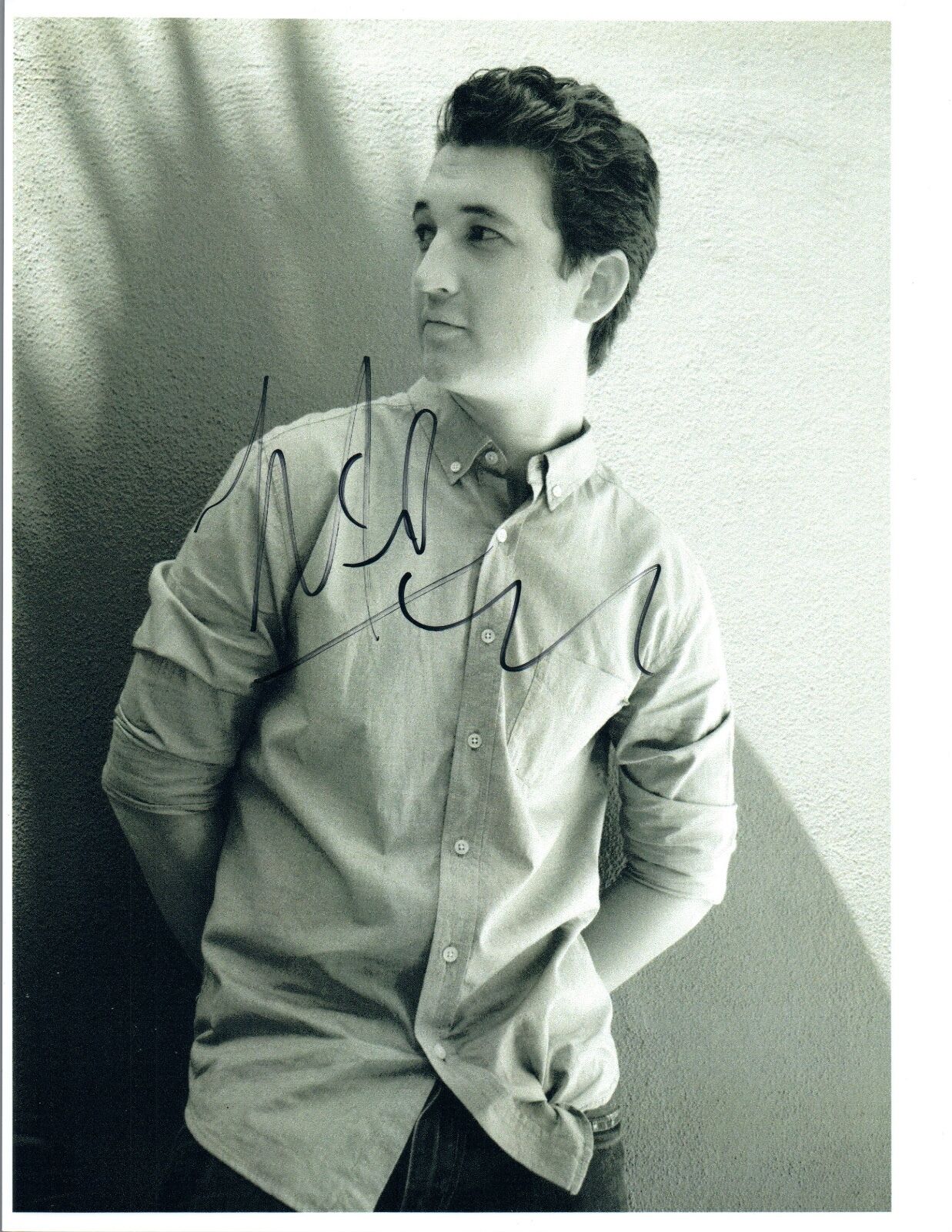 Miles Teller Signed Autograph 8x10 Photo Poster painting Whiplash War Dogs Fantastic Four COA VD