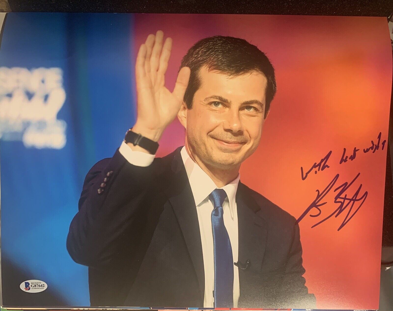 Mayor Pete Buttigieg Democrat Autograph Signed 11x14 Photo Poster paintinggraph Beckett