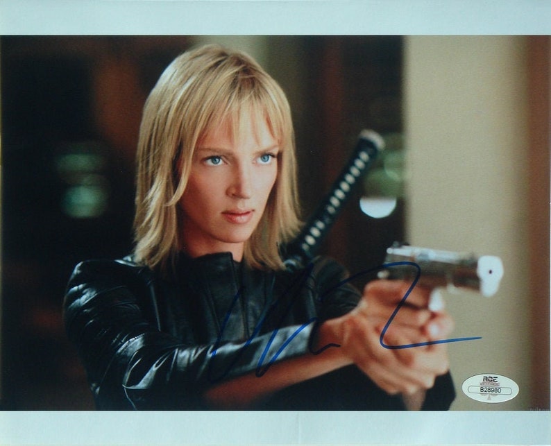 UMA THURMAN SIGNED Photo Poster painting Kill Bill wcoa