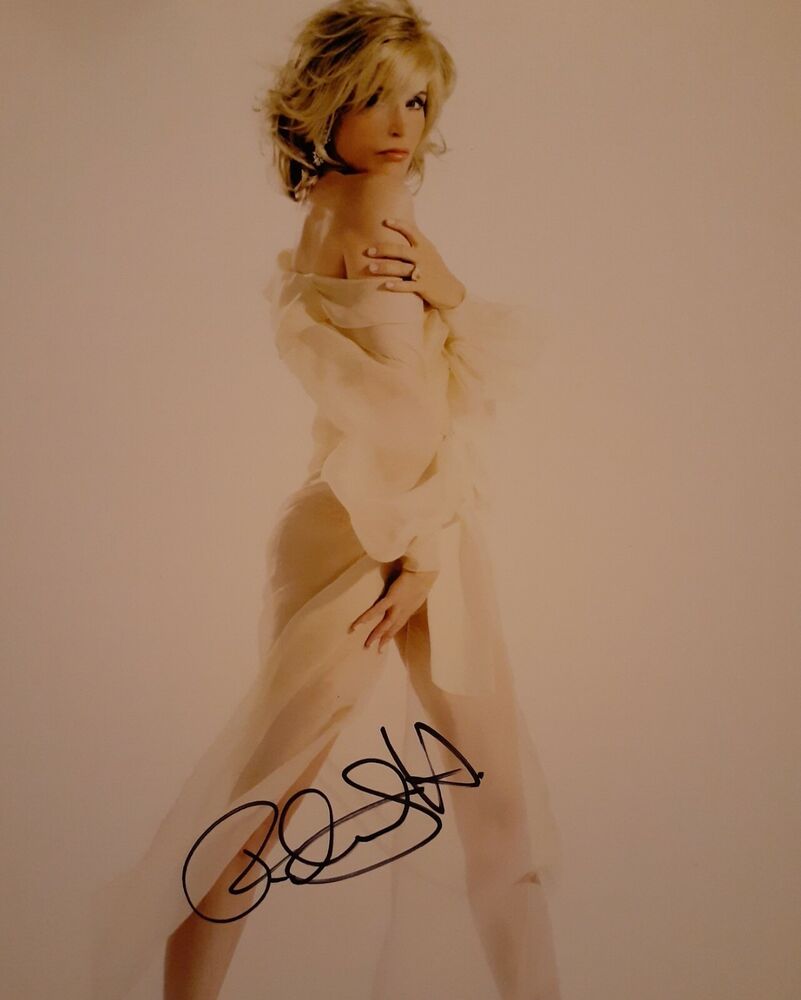 Felicity Huffman signed 8x10