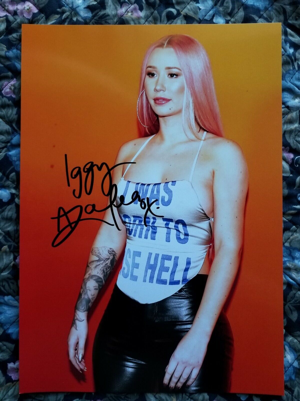 Iggy Azalea Rapper Authentic Hand Signed 8.2 x 11.5 Autographed Photo Poster painting