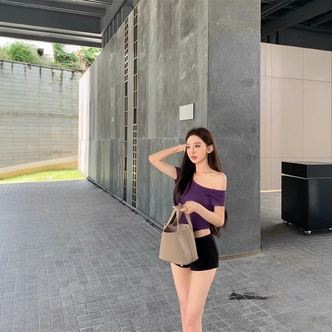 Uveng Uveng Desire Inclined Shoulder Short Sleeve T-Shirt Female 2024 Summer New Short Crop Slim Versatile Student Jacket Ins Tide