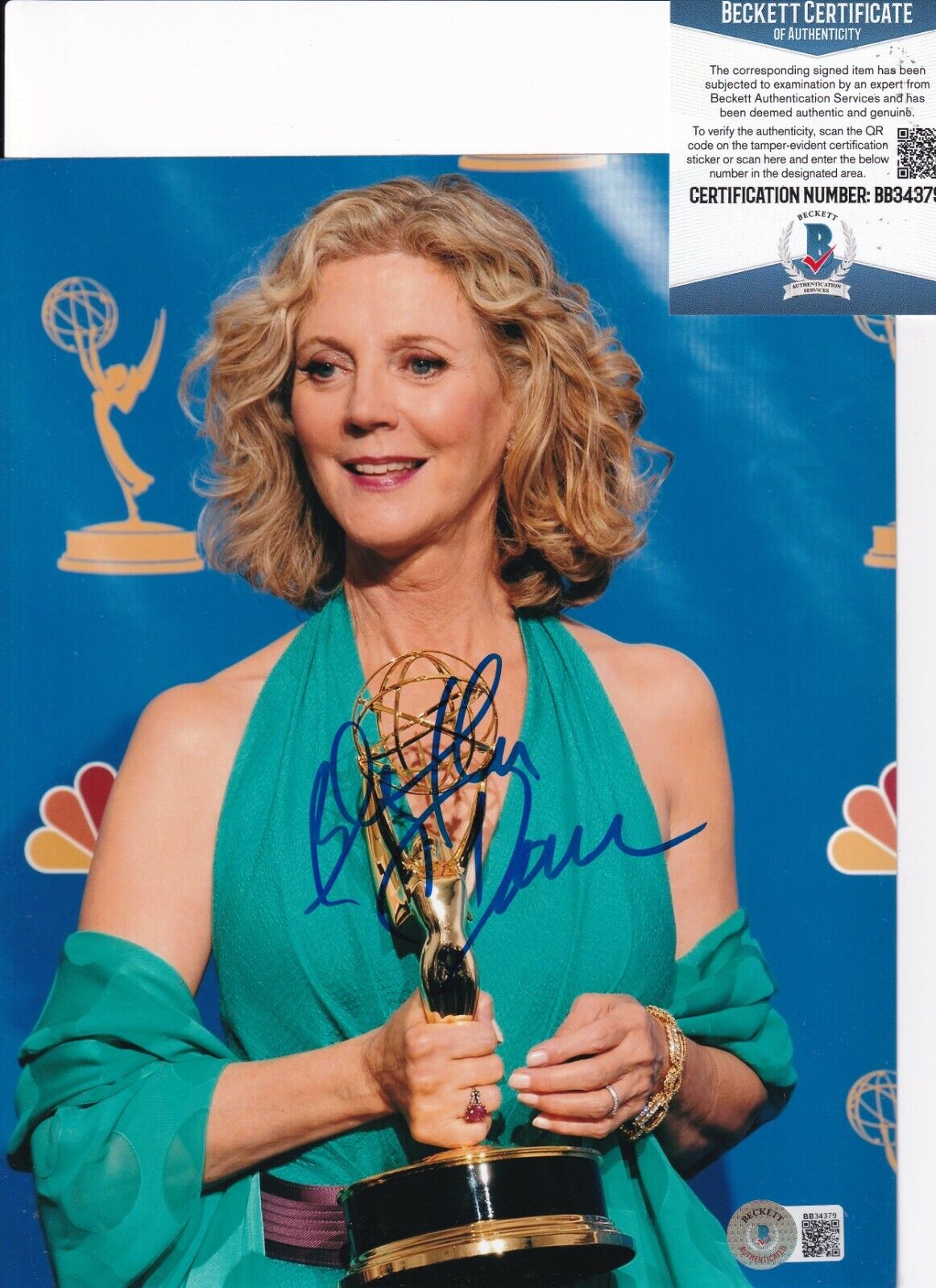 BLYTHE DANNER signed (MEET THE PARENTS) movie 8X10 Photo Poster painting BECKETT BAS BB34379