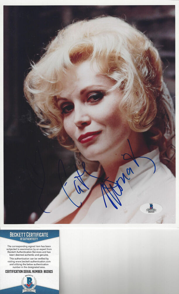 Raging Bull actress Cathy Moriarty autographed 8x10  Photo Poster painting  Beckett Certified