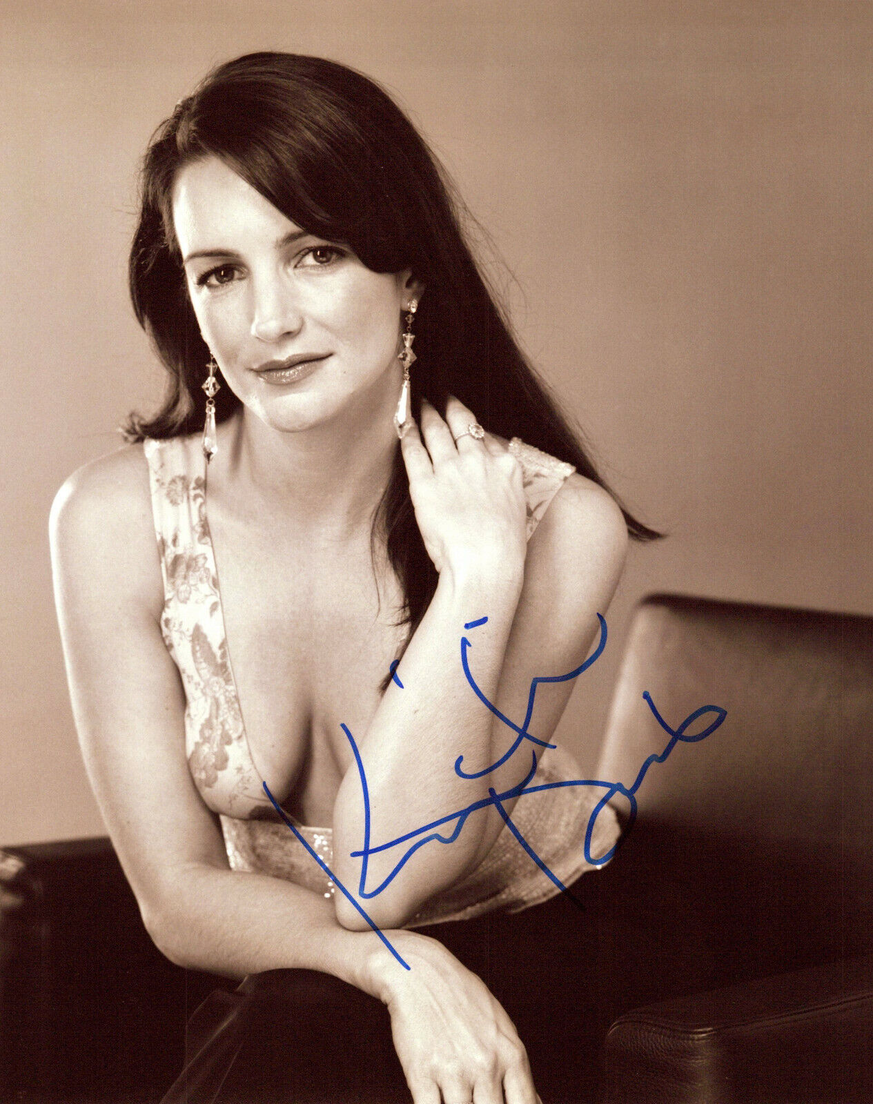 Kristin Davis glamour shot autographed Photo Poster painting signed 8x10 #19