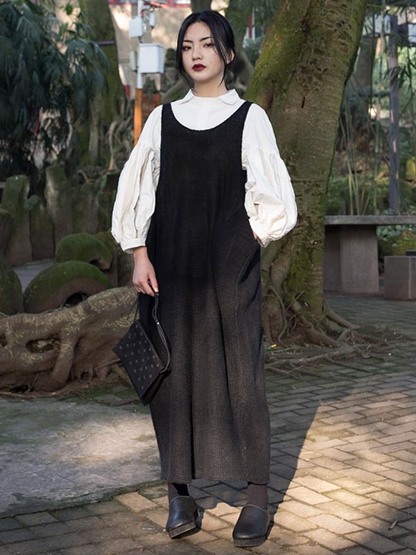 Simple Black Solid Color H-Line Sleeveless Midi Sweater Dress