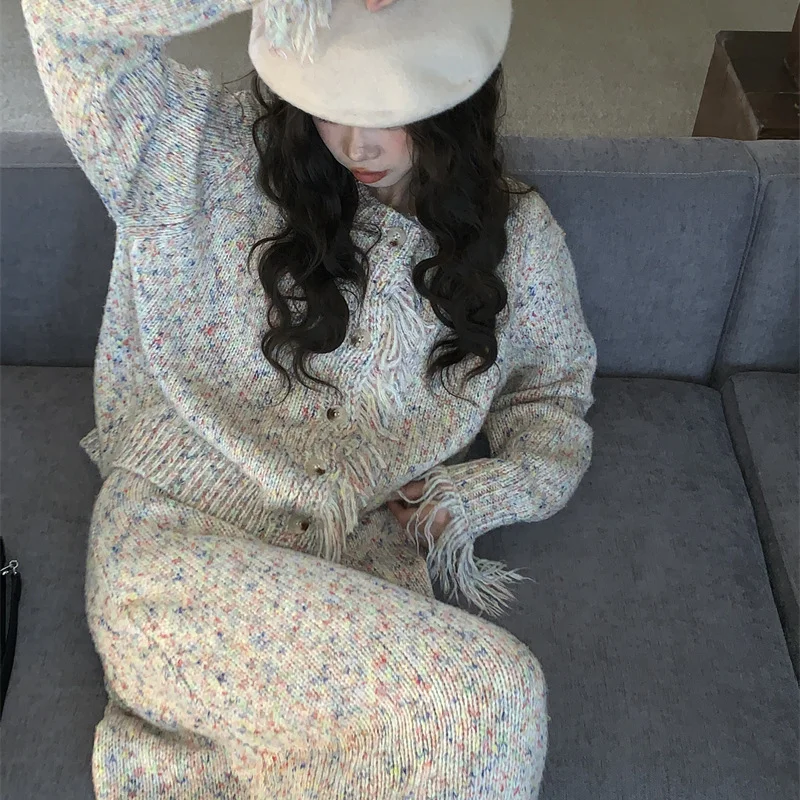 Toloer Toloer Korean Socialite Wind Autumn And Winter New Color Tassel Caridan Sweater High Waist Show Thin Knit Skirt Woman-Outfit Ideas