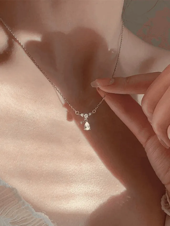 Brownm Silver Rhinestone Drop Decor Necklace