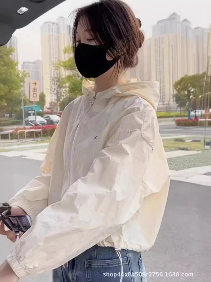 Woherb Sunscreen Clothing Female Summer Thin Coat Female Short Short 2024 New Loose Hooker Sunscreen Jacket-Outfit Ideas