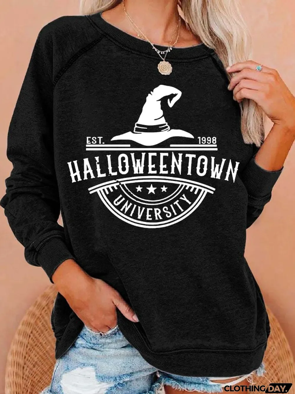 Retro Halloween Long Sleeve Printed Sweatshirt