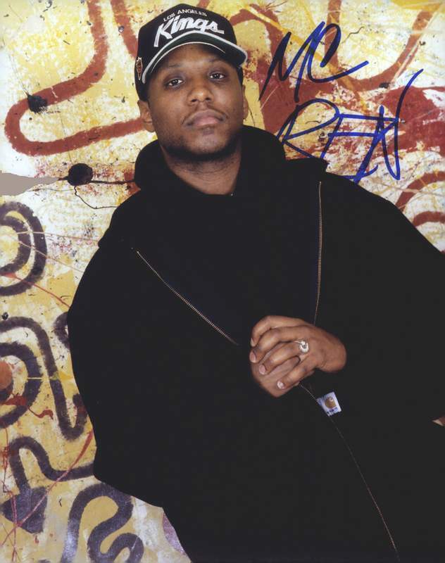 NWA Mc Ren authentic signed rap 8x10 Photo Poster painting W/Certificate Autographed (A0914)