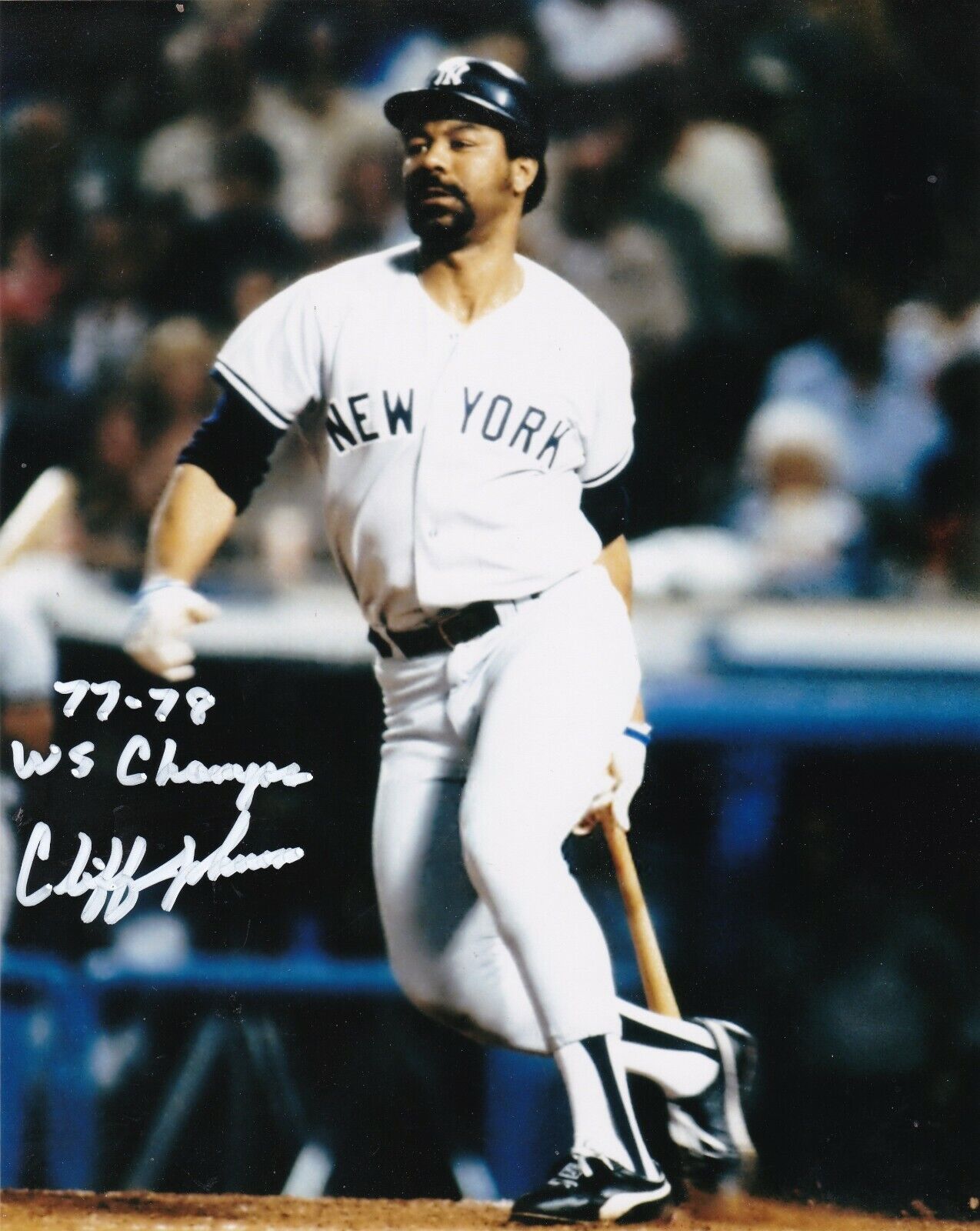 CLIFF JOHNSON NEW YORK YANKEES 1977,78 WS CHAMPS ACTION SIGNED 8x10