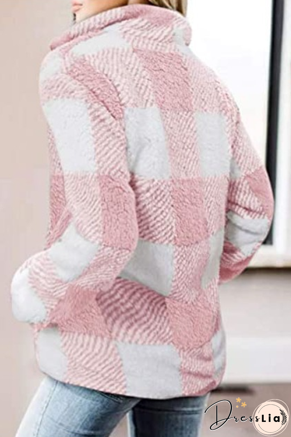 Cube Fluffy Double Pockets Sweatshirt