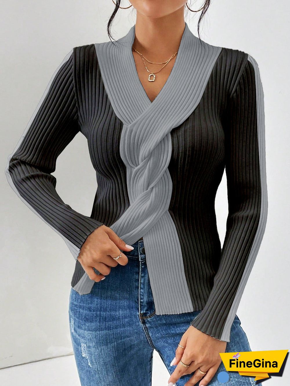 Special Color Block V-Neck Sweater