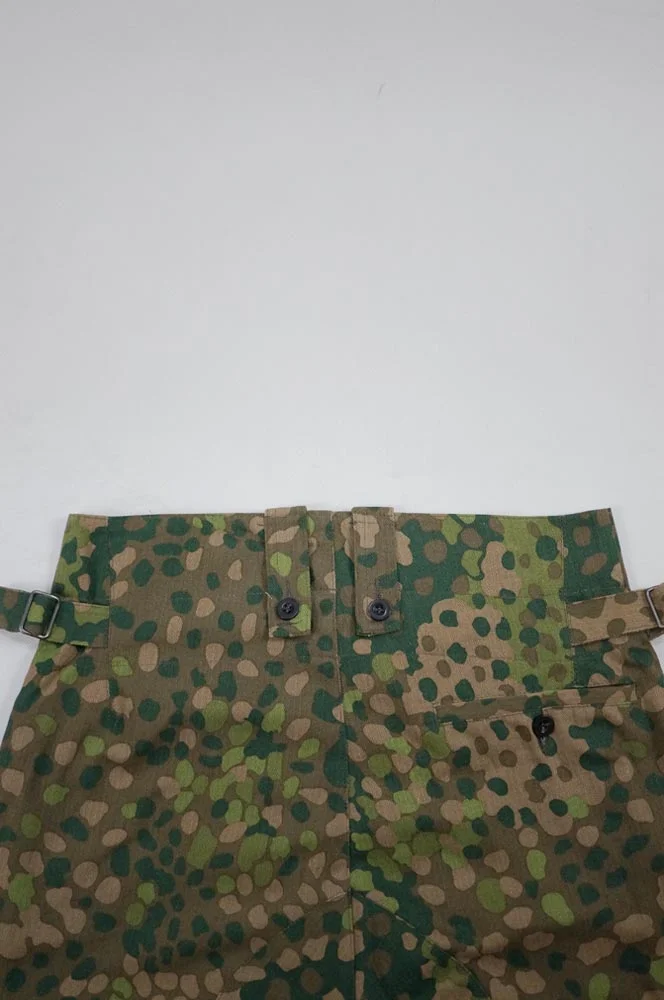   Elite German DOT 44 Camo M1943 Field Trousers German-Uniform
