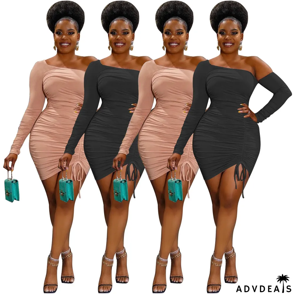 Hot Sale Fashion Sexy One-shoulder Personalized Pleated Dress