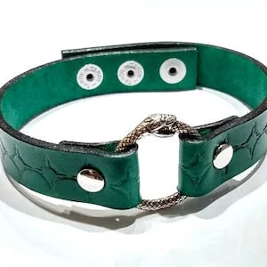 pornhint Pornhint Green Leather Ouroboros Choker, Infinity Snake Necklace, BDSM O-ring Choker, 3/4" Wide, Unisex Adjustable