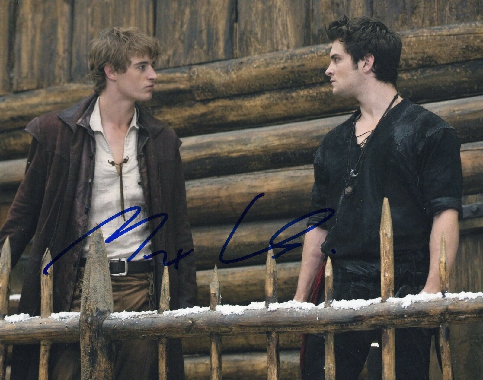 Max Irons Signed 8x10 Photo Poster painting w/COA The Host 2013 Stephanie Meyer #2