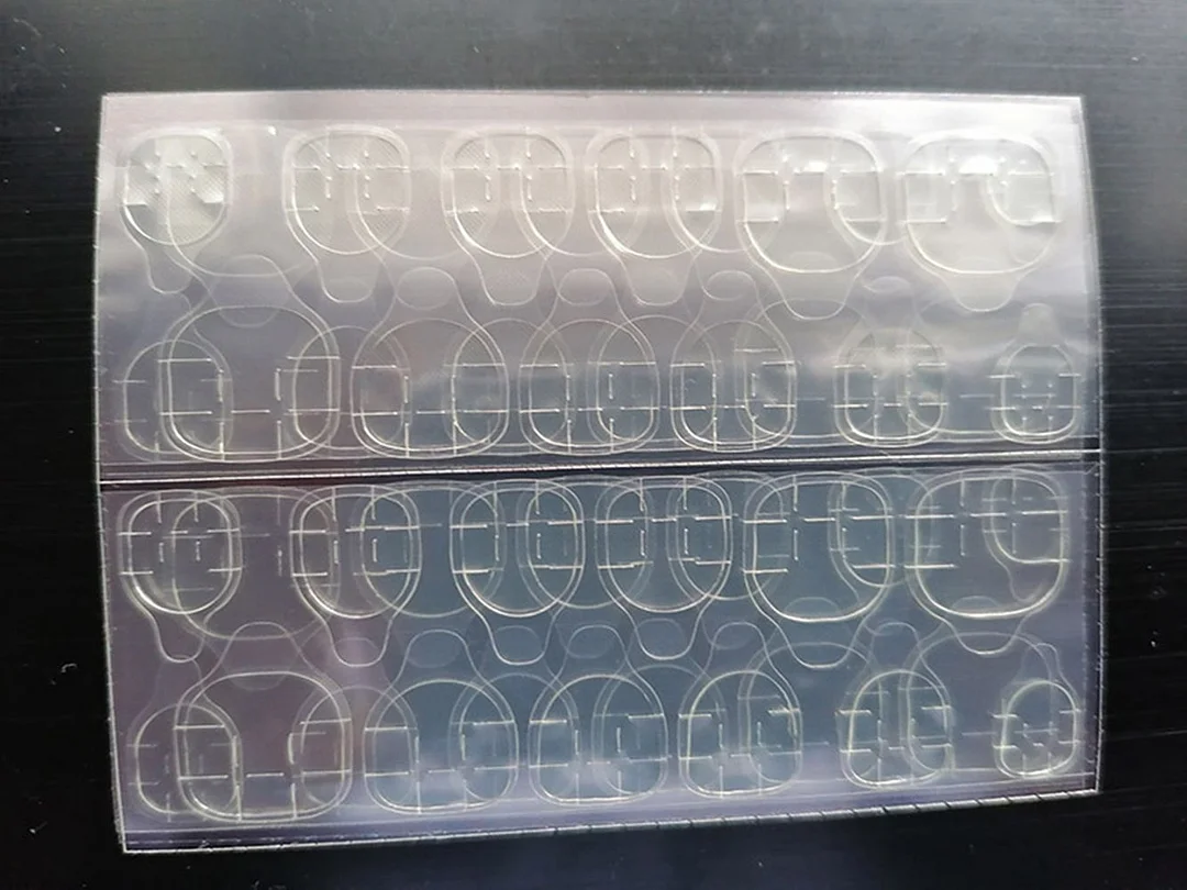 Fake Nails Art Nail Tips Press on False with Designs Set Full Cover Artificial Short Packaging Kiss Display Clear Tipsy Stick-Nail Inspo