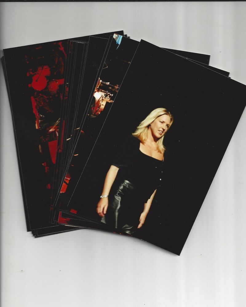 Diana Krall Lot of 26 Concert Photo Poster painting Shots 22 Different Cameo Jazz Rare B531