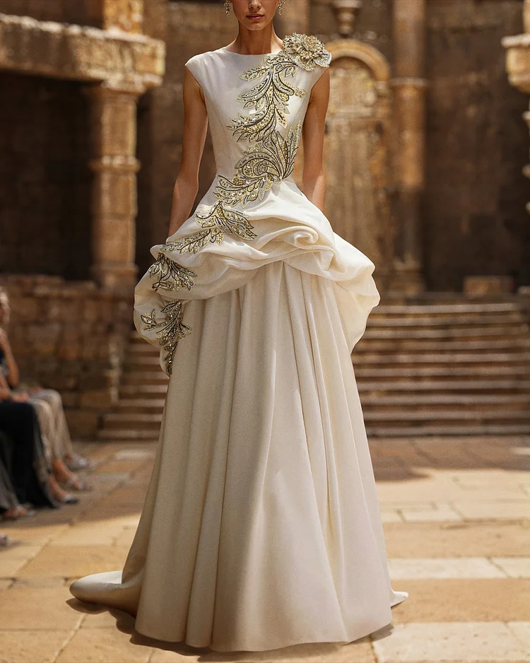 Women's Round Neck Sleeveless Embroidered Dress