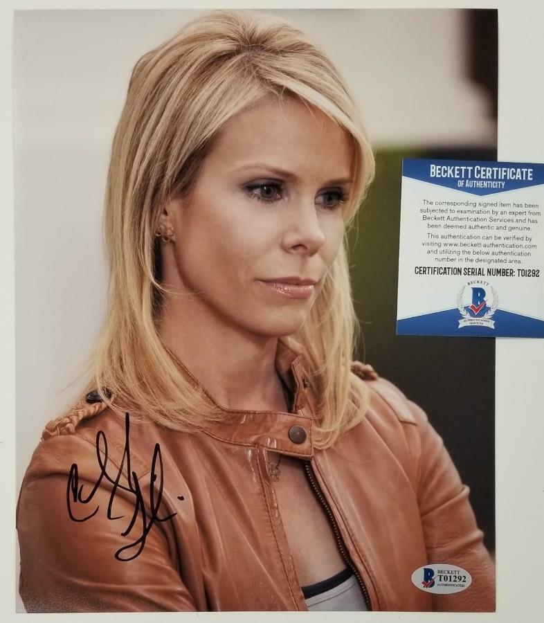 Cheryl Hines signed 8x10 Photo Poster painting Actress Autograph (C) ~ Beckett BAS COA