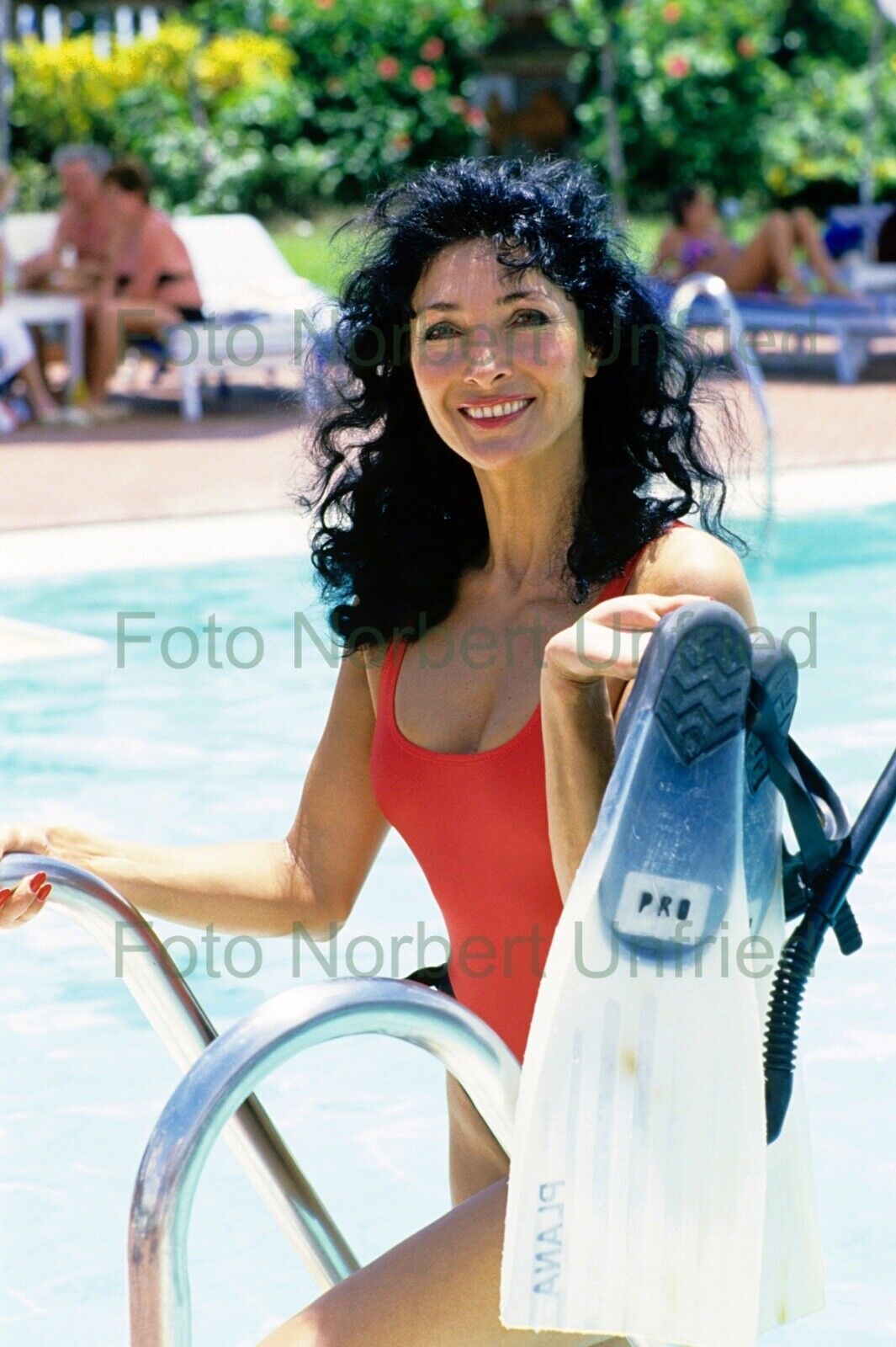 Dunja Rajter At Pool - Photo Poster painting 20 X 30 CM Without Autograph (Nr 2-28