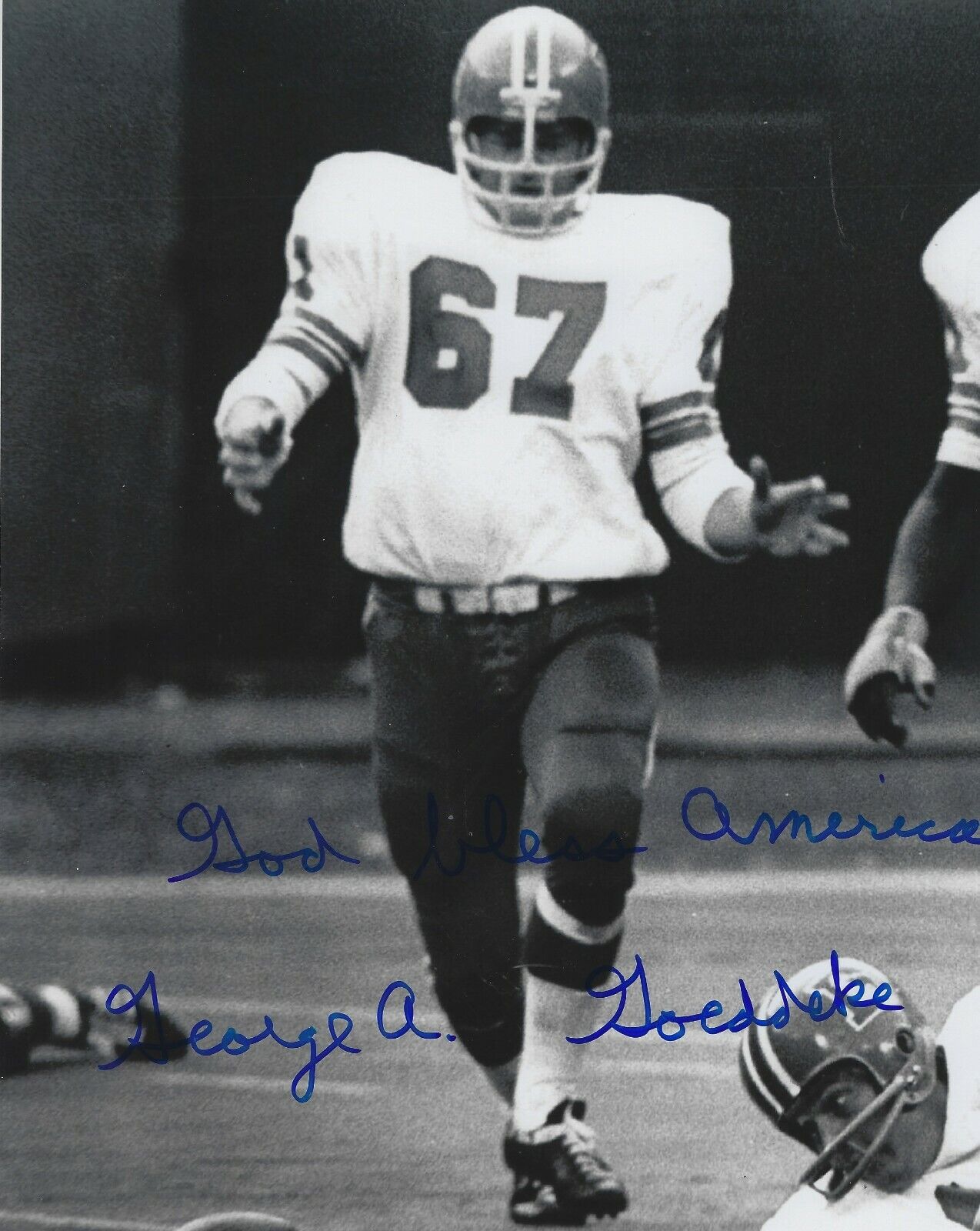 Autographed 8x10 George Goeddeke Denver Broncos Photo Poster painting - w/COA