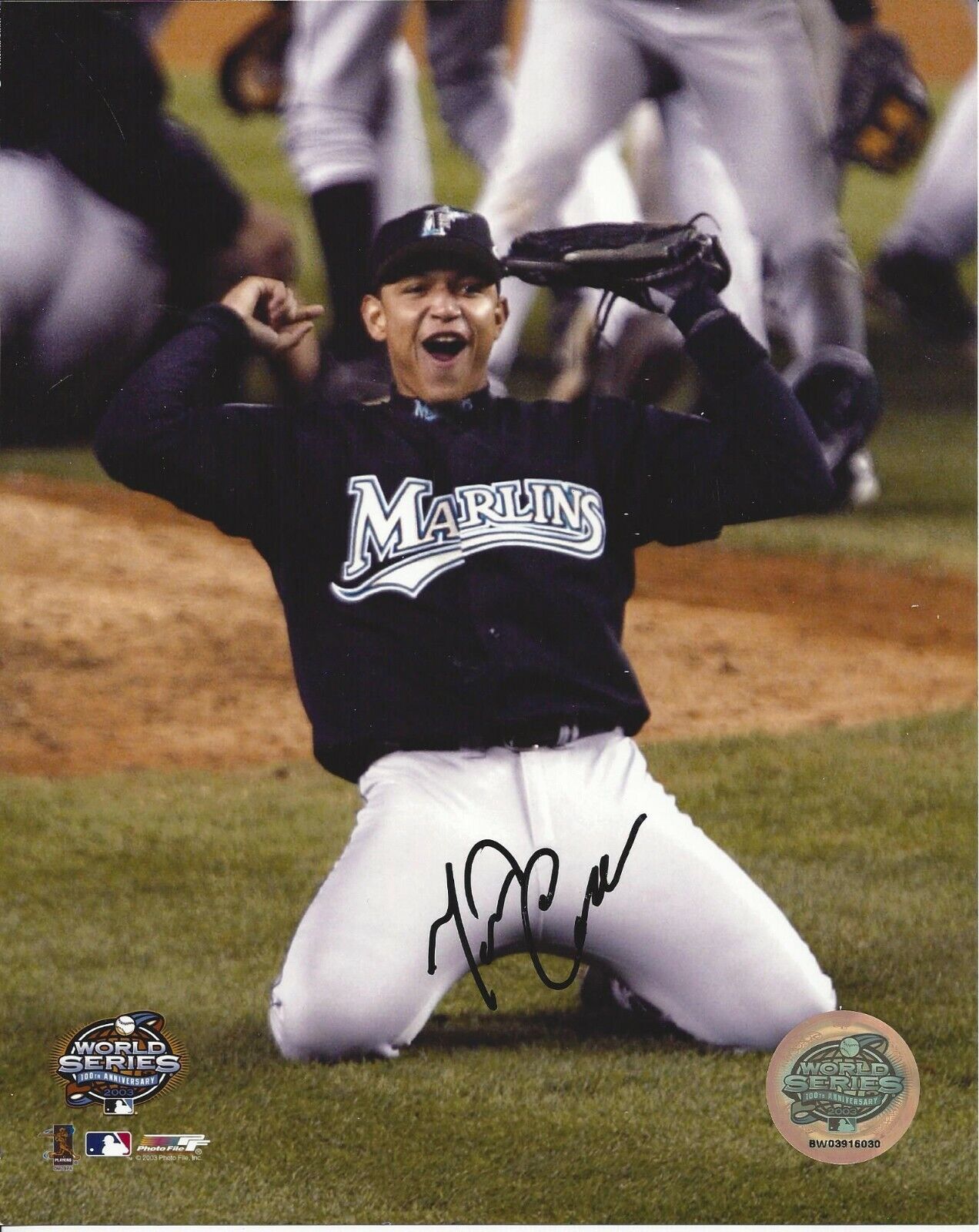 Miguel Cabrera Autographed 8x10 Florida Marlins#S799