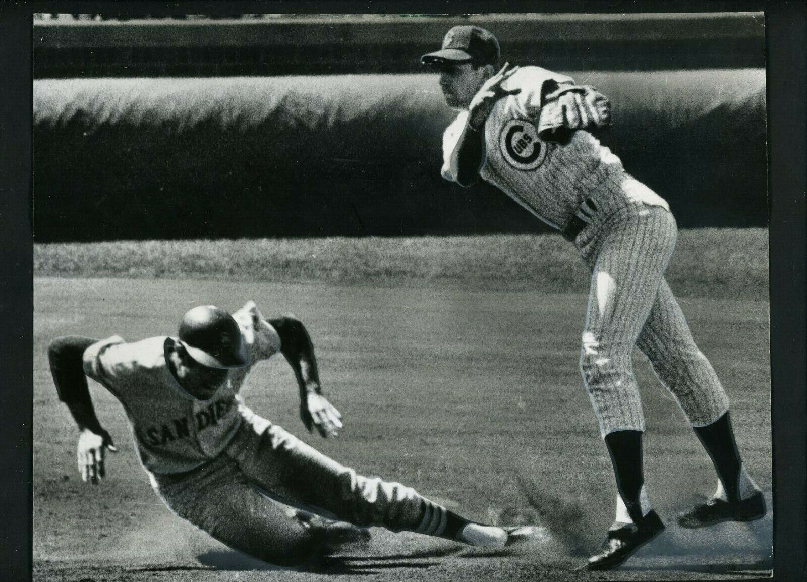 Don Kessinger & Ed Spezio 1969 Type 1 Press Photo Poster painting Chicago Cubs San Diego Padres