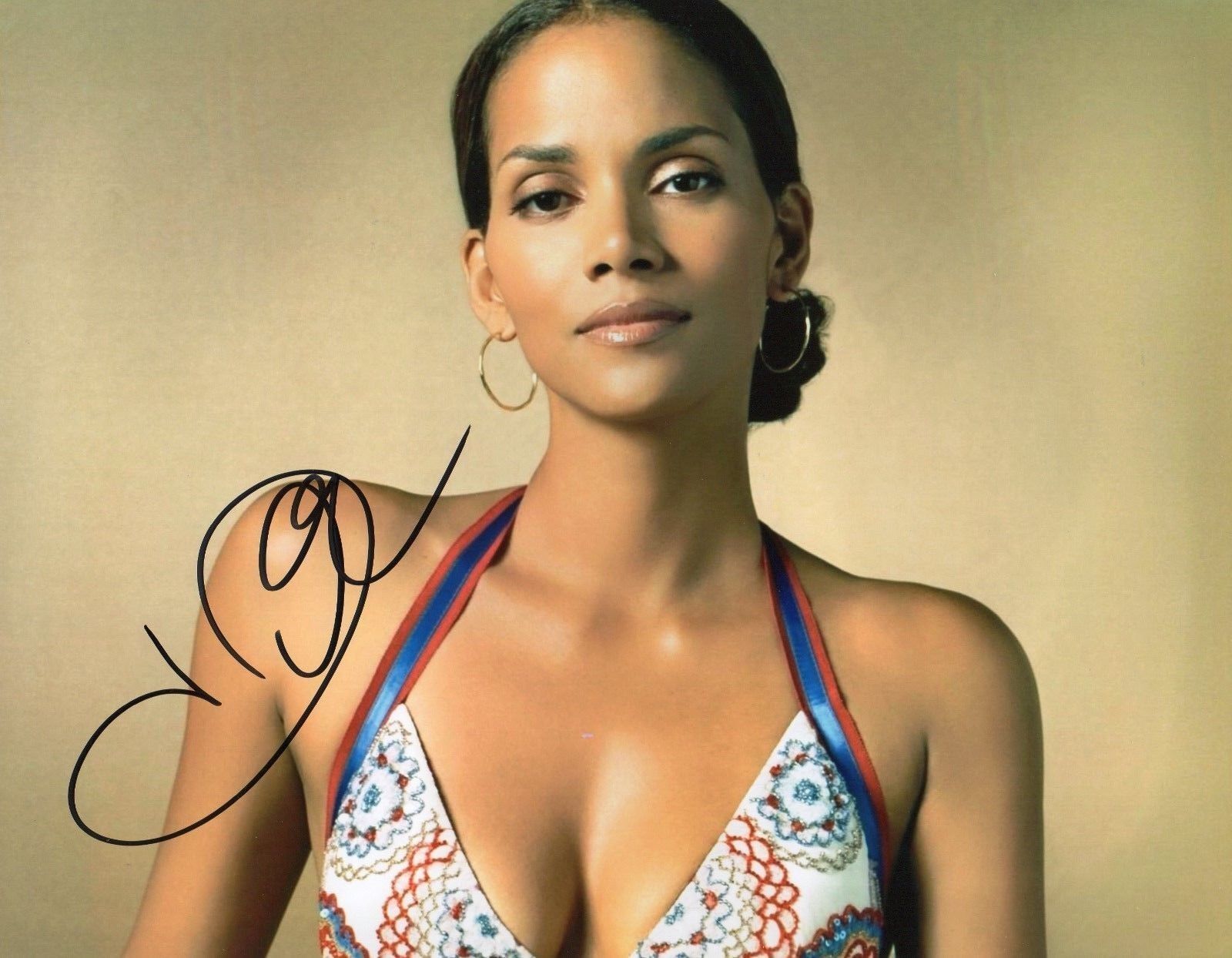 HALLE BERRY AUTOGRAPHED SIGNED A4 PP POSTER Photo Poster painting PRINT 29