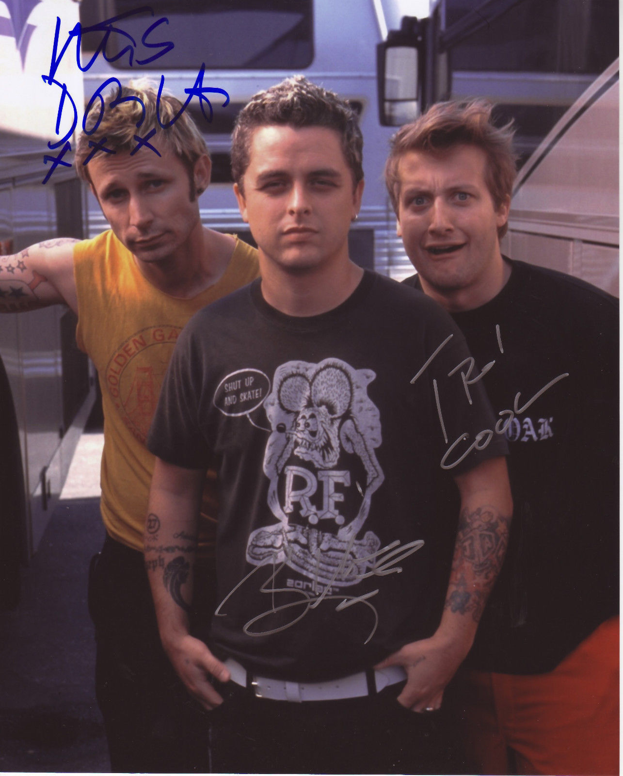 GREEN DAY - ENTIRE GROUP AUTOGRAPH SIGNED PP Photo Poster painting POSTER 2