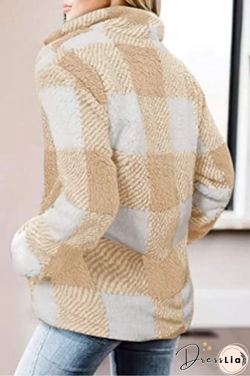 Cube Fluffy Double Pockets Sweatshirt