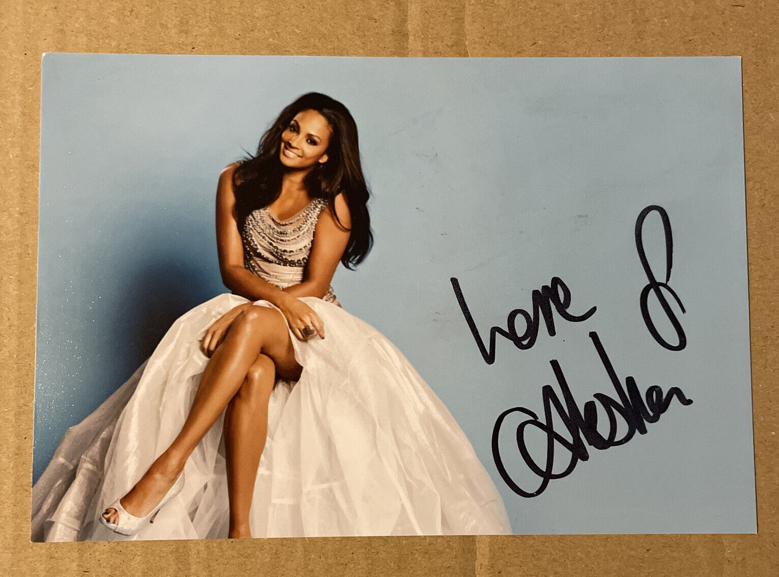 ALESHA DIXON 6x4 Hand Signed Photo Poster painting Autograph STRICTLY Singer TV (Slight Damage)