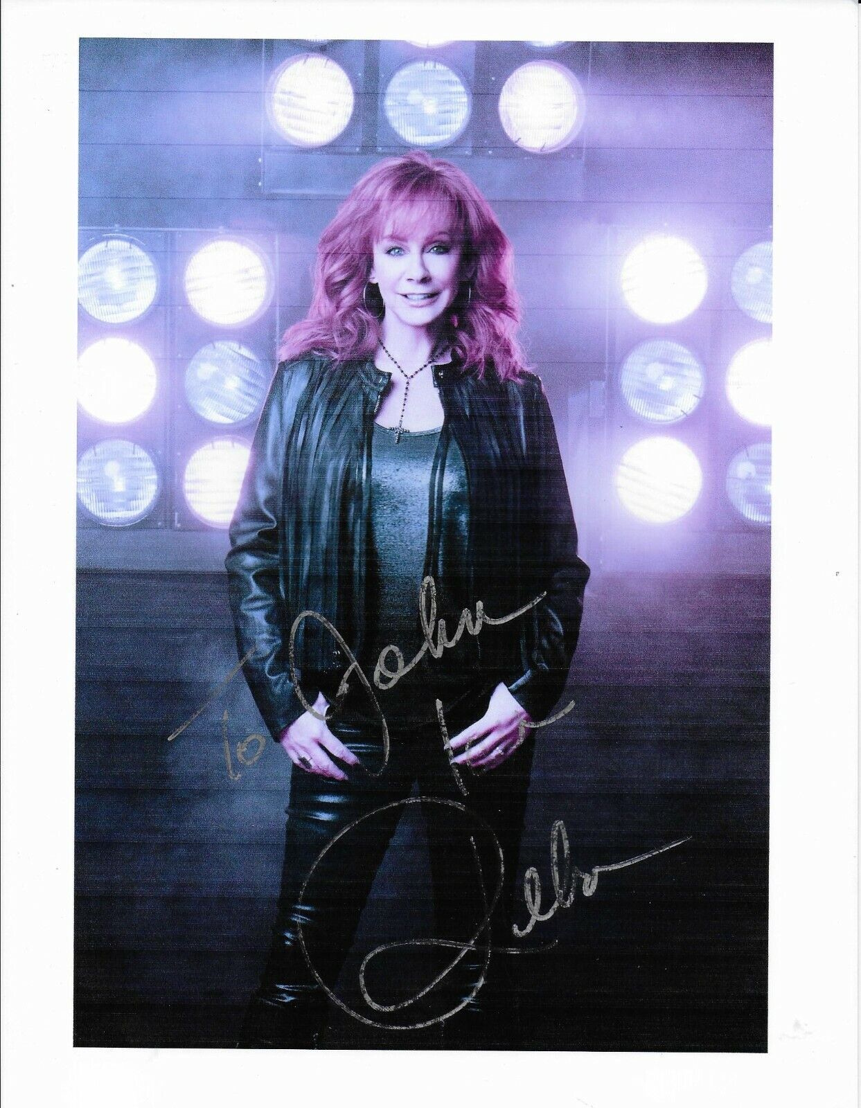 Reba Original Autographed 8x10 Photo Poster painting