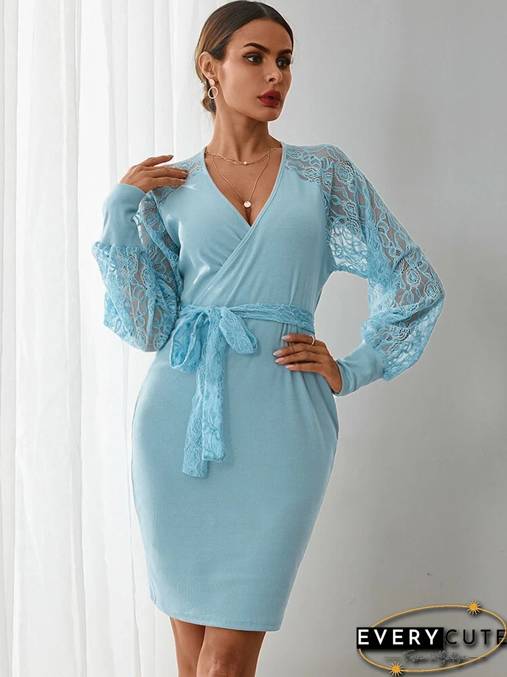Solid Stitch Belt V-neck Long Sleeve Lace Dress
