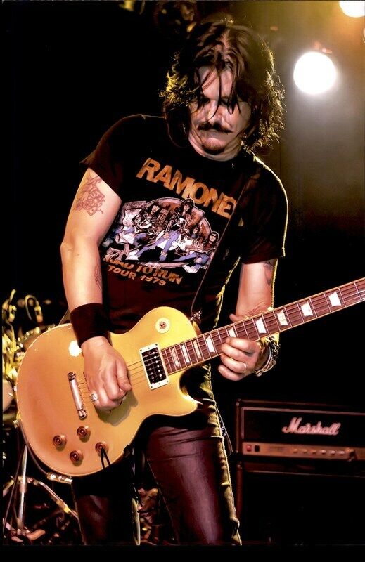 Gilby Clarke Guns N Roses Authentic signed 10x15 Photo Poster painting |CERT Autographed 26-h