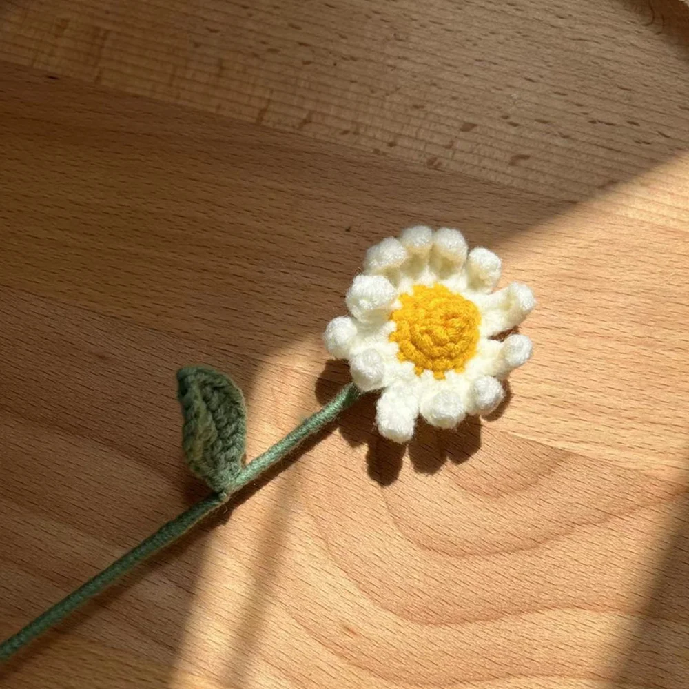 Creative flowers hand-woven daisies home decoration simulation flowers