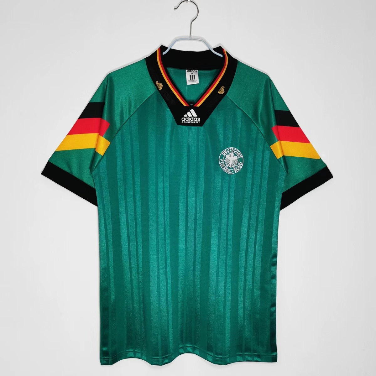 1992/93-A-GER-RET-FAN-AD-A07509