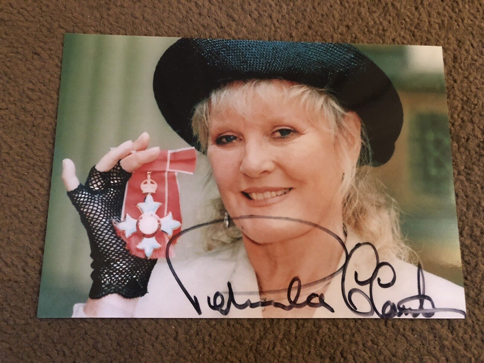 PETULA CLARK (DOWNTOWN) PRESIGNED Photo Poster painting 7x5”