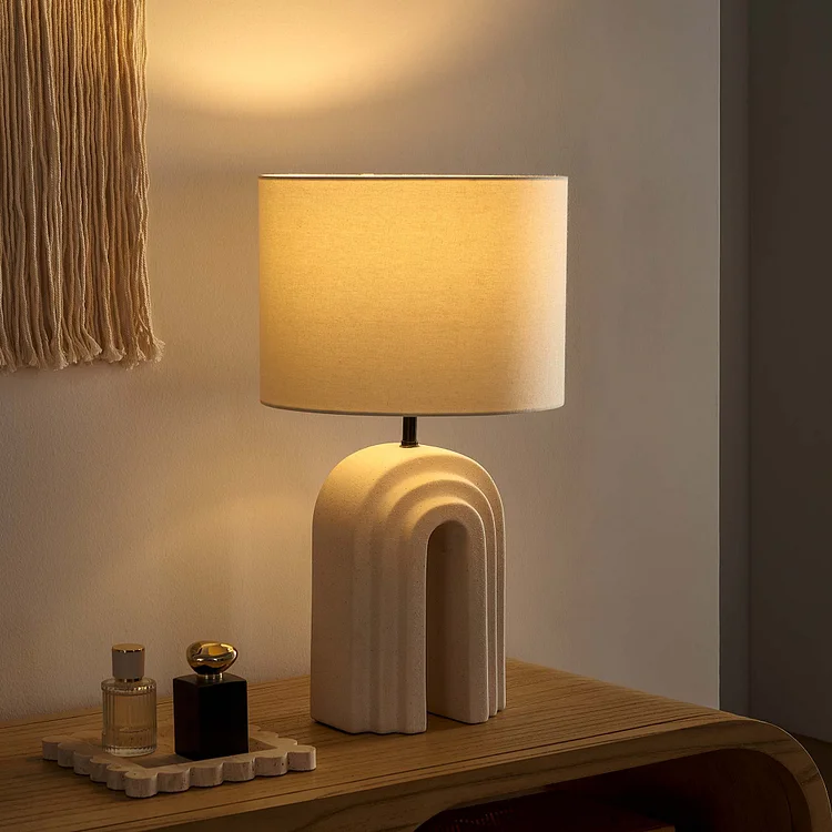 Blanc Arched Table Lamp