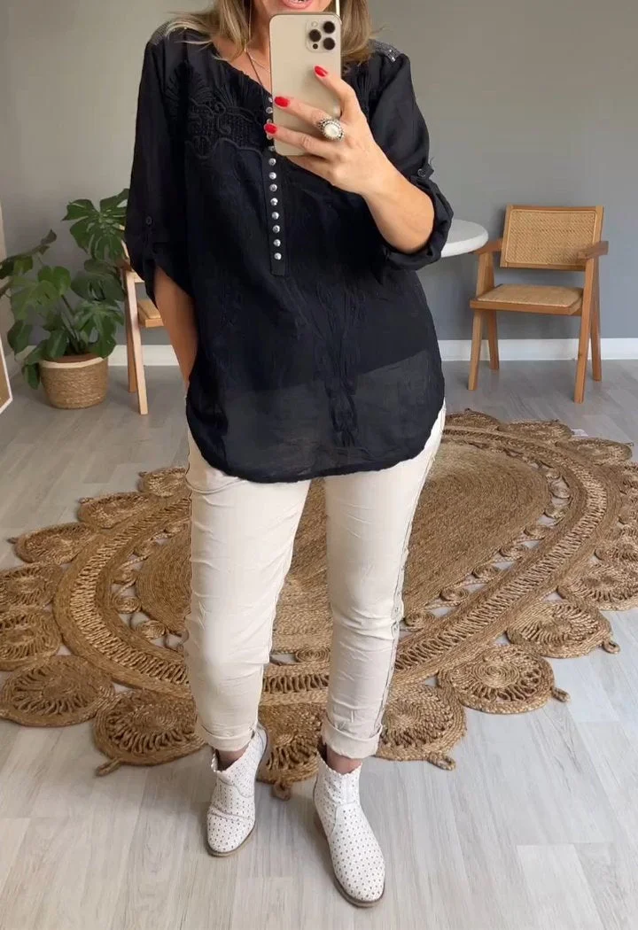 V-neck Pattern Design Top