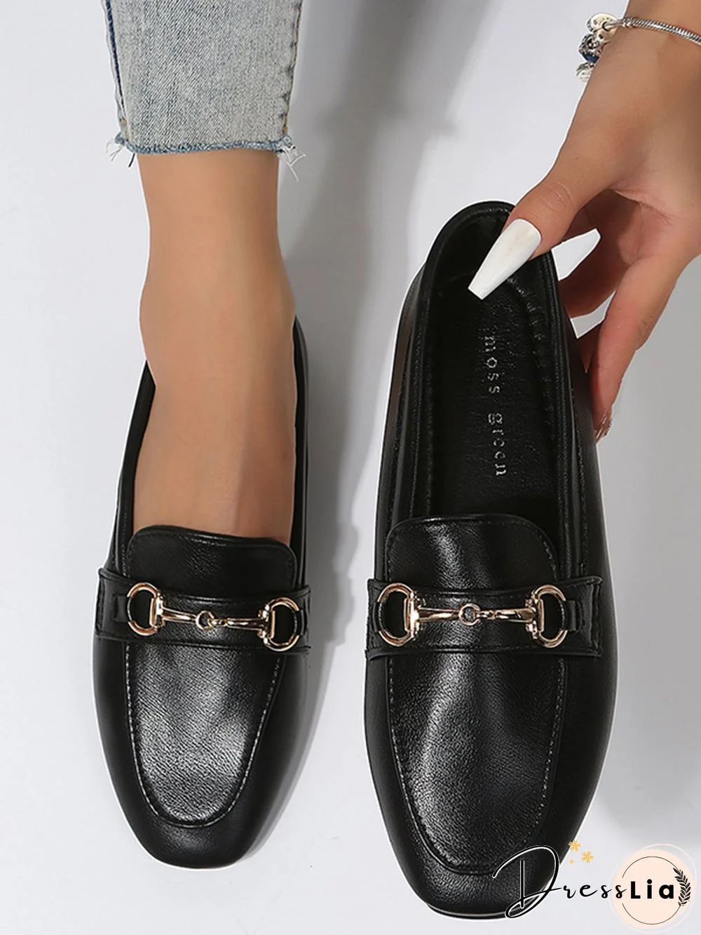 Lightweight Soft Sole Metal Decorative Casual Loafers